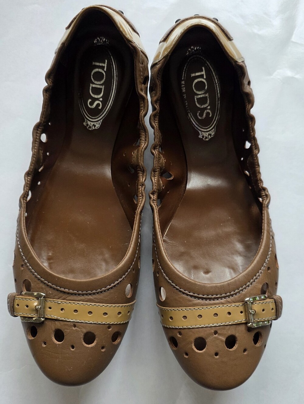 Tod's Perforated Leather Ballet Flats Brown Tan Buckle Detail Size 41